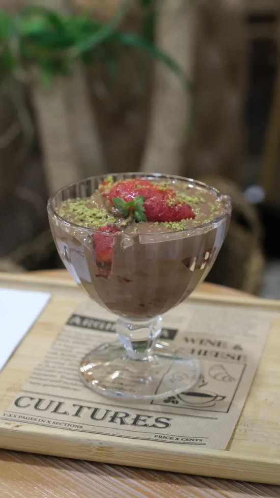 Pembe Aşk (Çilek–Belçika Çikolata)